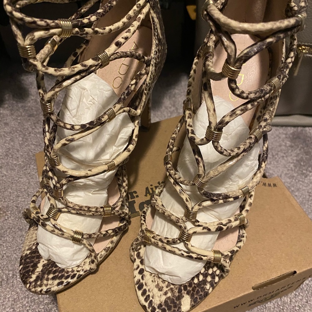 Snakeskin heels 👠 - Picture 5 of 6
